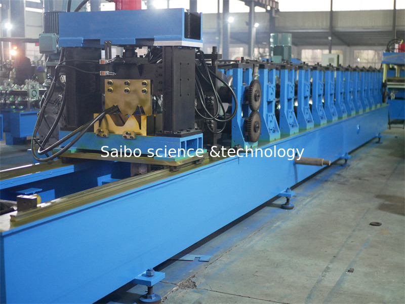 Gcr15 Roller Guardrail Roll Forming Machine 18 Stations